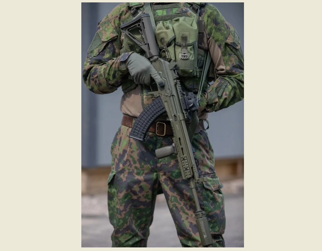 Это RK62. Переделанный Калашкников.