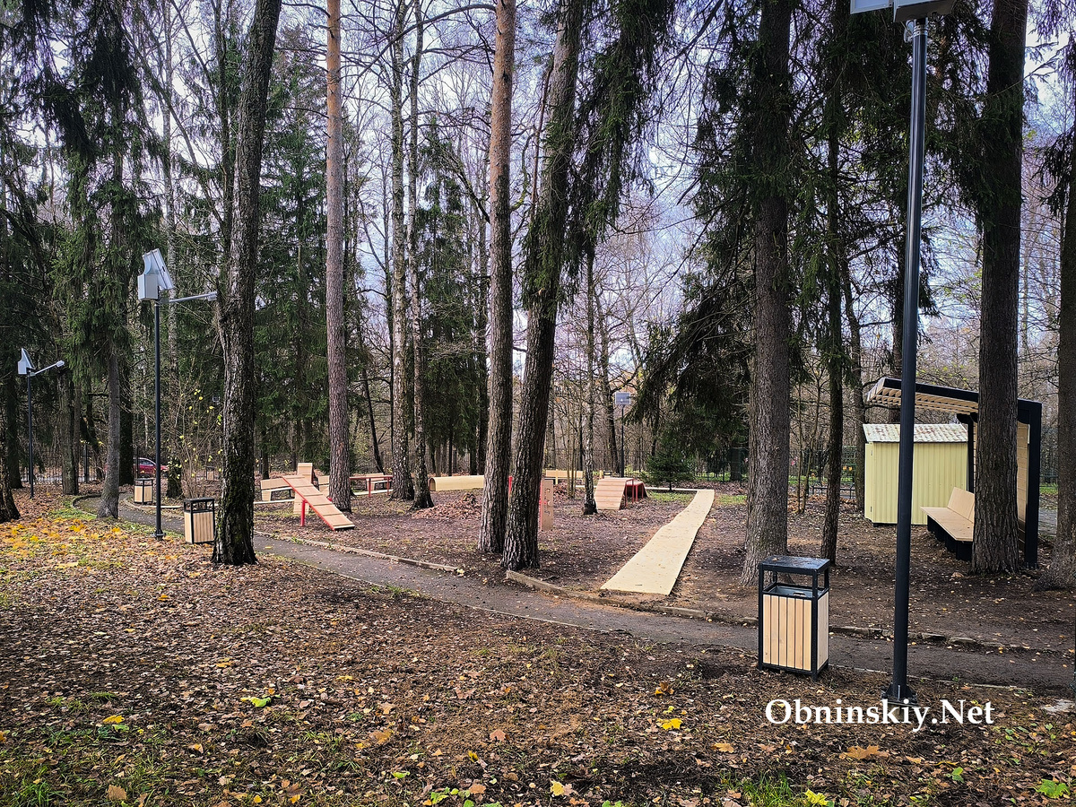 Обновлённая площадка для выгула собак в Городском парке