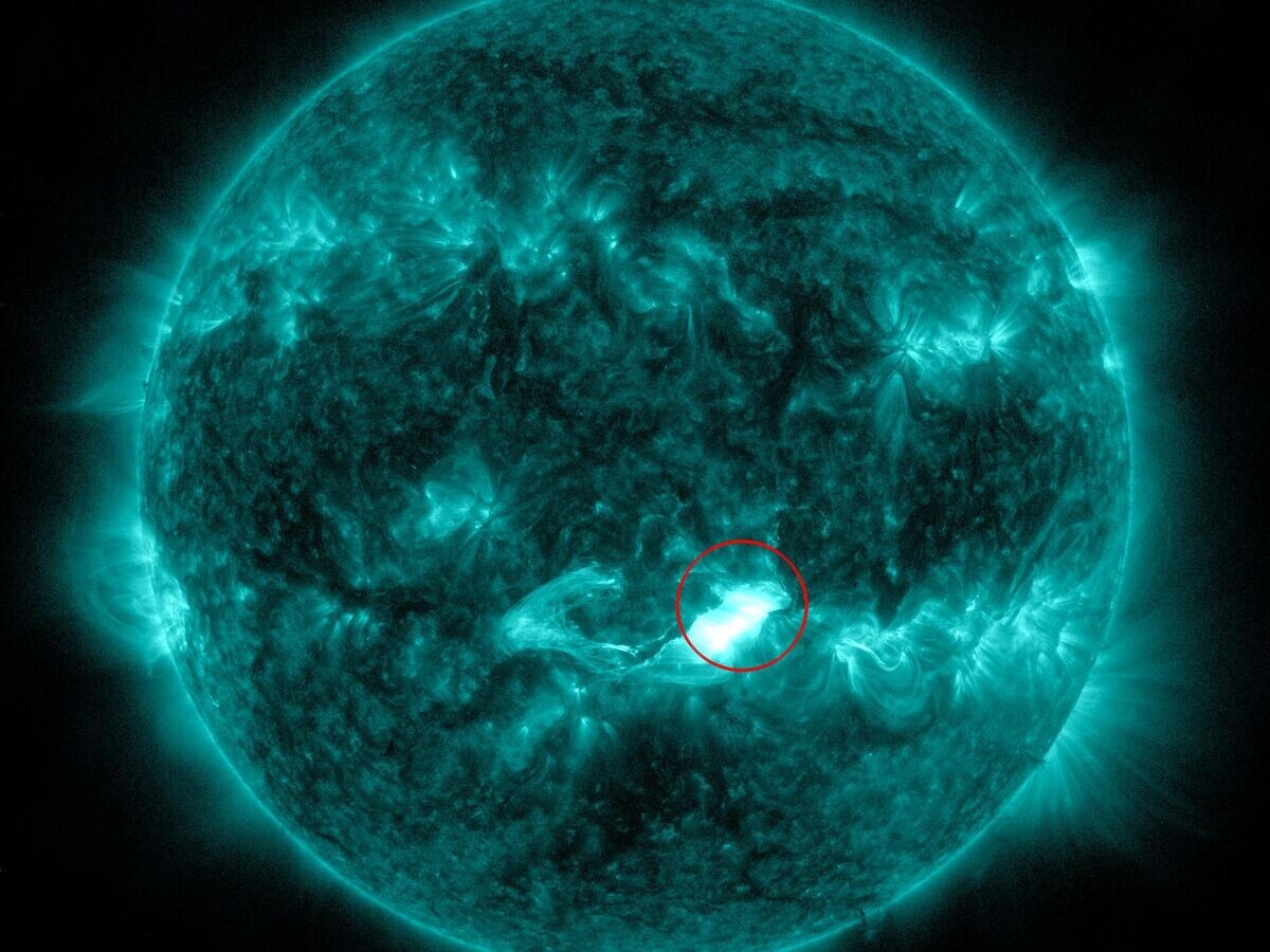    Вспышка М1,7, произошедшая на Солнце 21 апреля 2023 г.© SDO/AIA