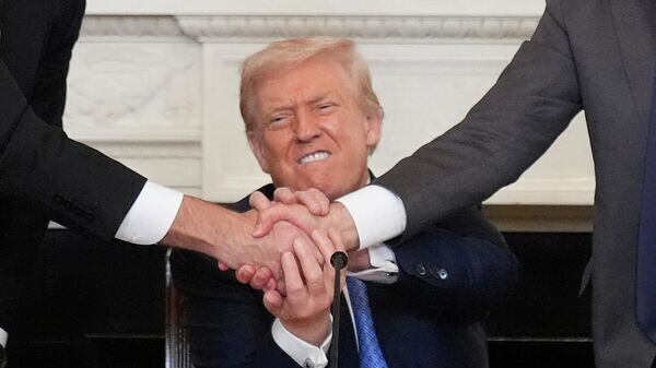    © AP / Mark Schiefelbein