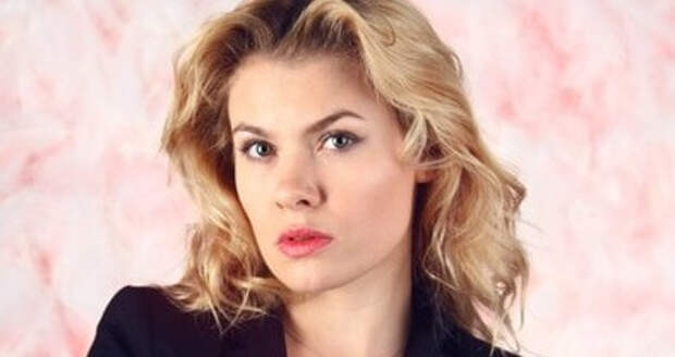 Анна Скиданова