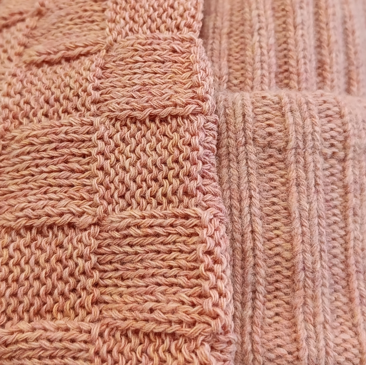 Меринос джилонг. Слева без стирки, справа постиран. В галерее два фото