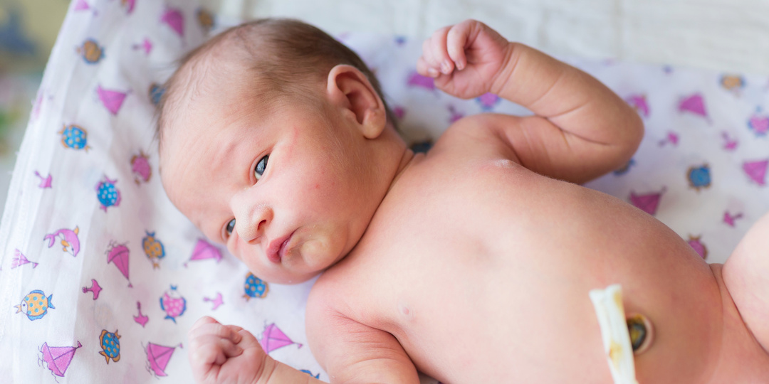 Как обрабатывать пупок новорожденного