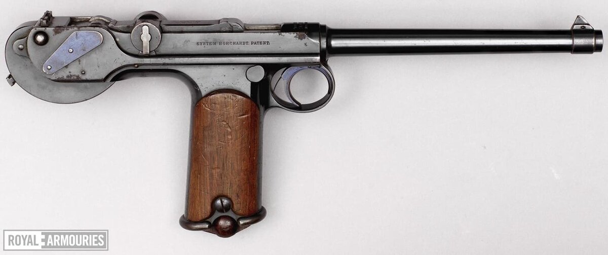 Пистолет Борхардта обр. 1893 года (ок. 1894 года). Вид справа.