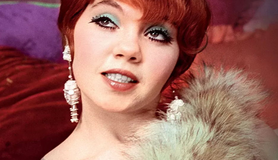 "Первый муж был нелюбимый, второй некрасивый": любовь и тайная страсть министерской дочки Натальи Воробьевой, сыгравшей Эллочку