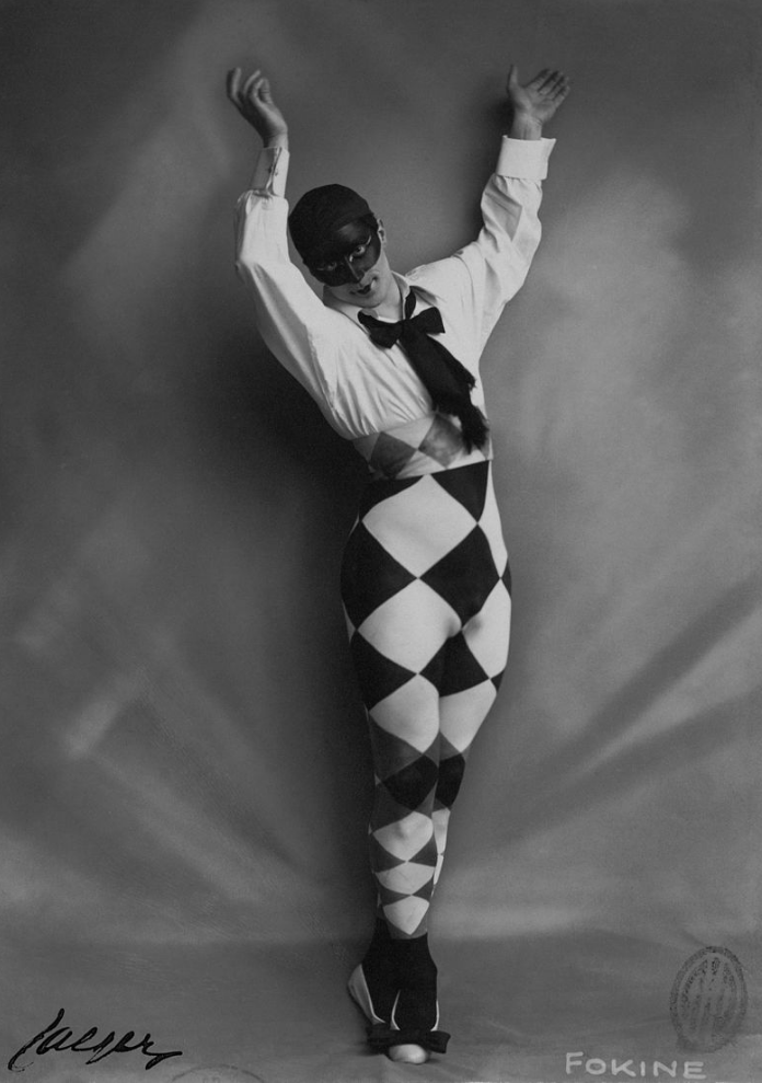 Михаил Фокин в балете Роберта Шумана «Карнавал». 1911. Фотография: wikimedia.org