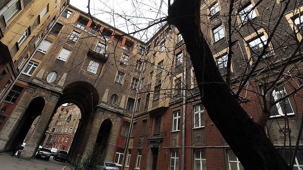 Источник: https://invme.com/ru/blogs/content/dvori-sankt-peterburga