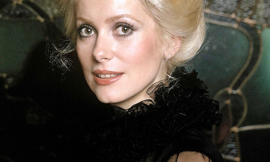 Катрин Денев: яркие фото знаменитой французской актрисы