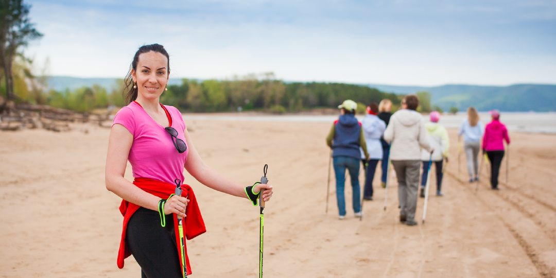 Почему скандинавская ходьба — это вовсе не спорт, а способ оздоровления и активного долголетия
