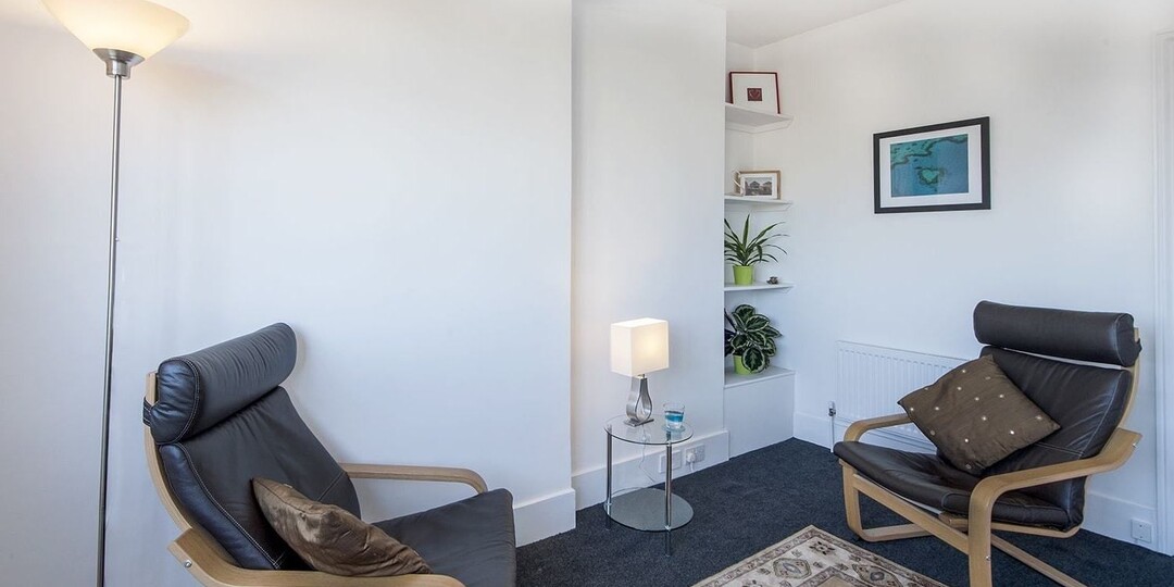 Кто занимается лечением СТОСН?