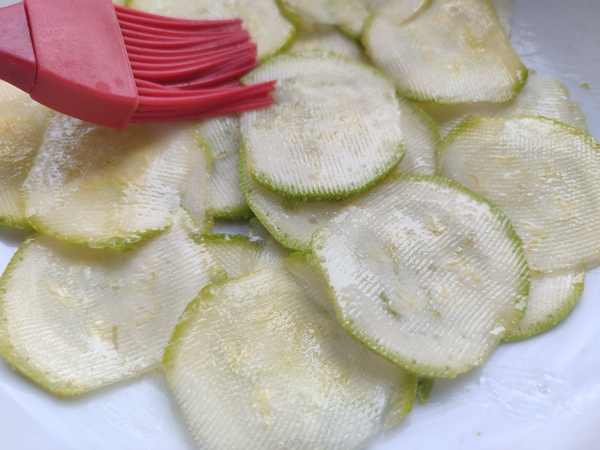 А еще сделает чипсы сочнее.