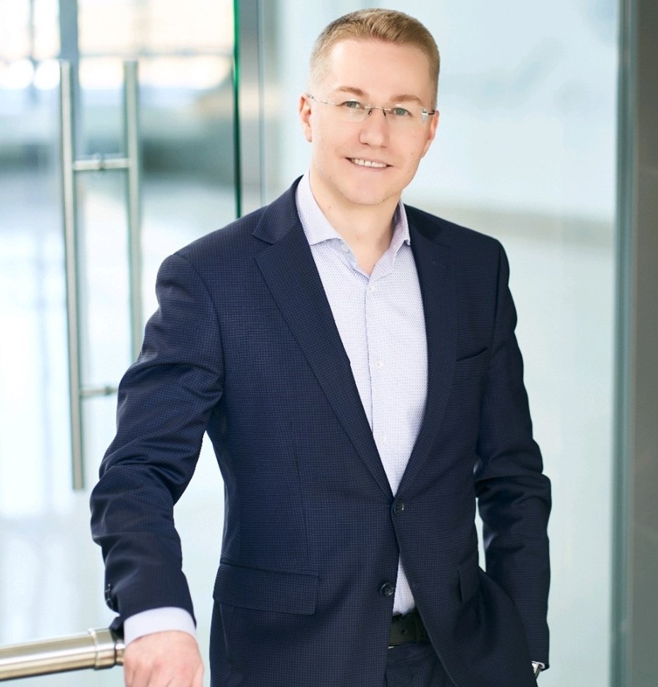    исполнительный директор "Аструм" Артем Медведев