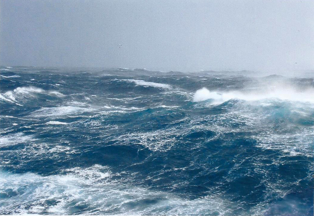 5. Шторм в Японском море