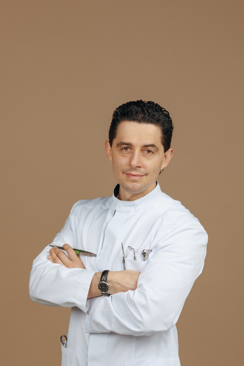 Фотография взята с сайта стоматологии Дмитрович Фэмили https://www.dmitrovich.ru/