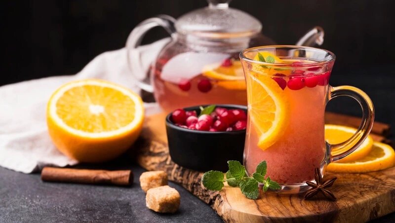    Безалкогольный глинтвейн на морсе Фото: @freepik / freepik.com