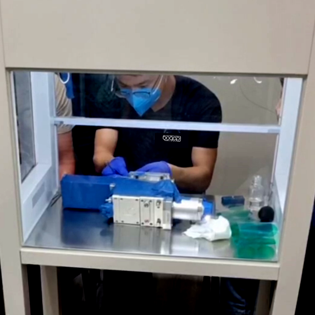 Работа в ламинарном шкафу 