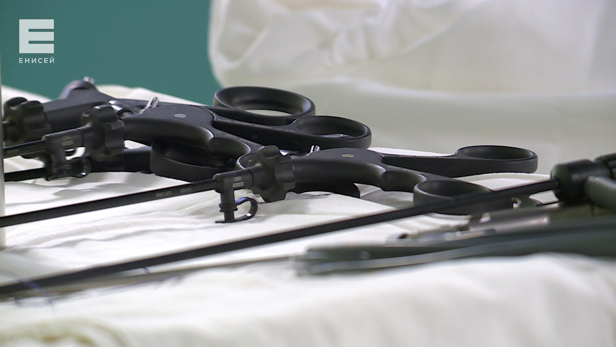     Красноярские хирурги успешно удалили пациенту долю печени, пораженную паразитом