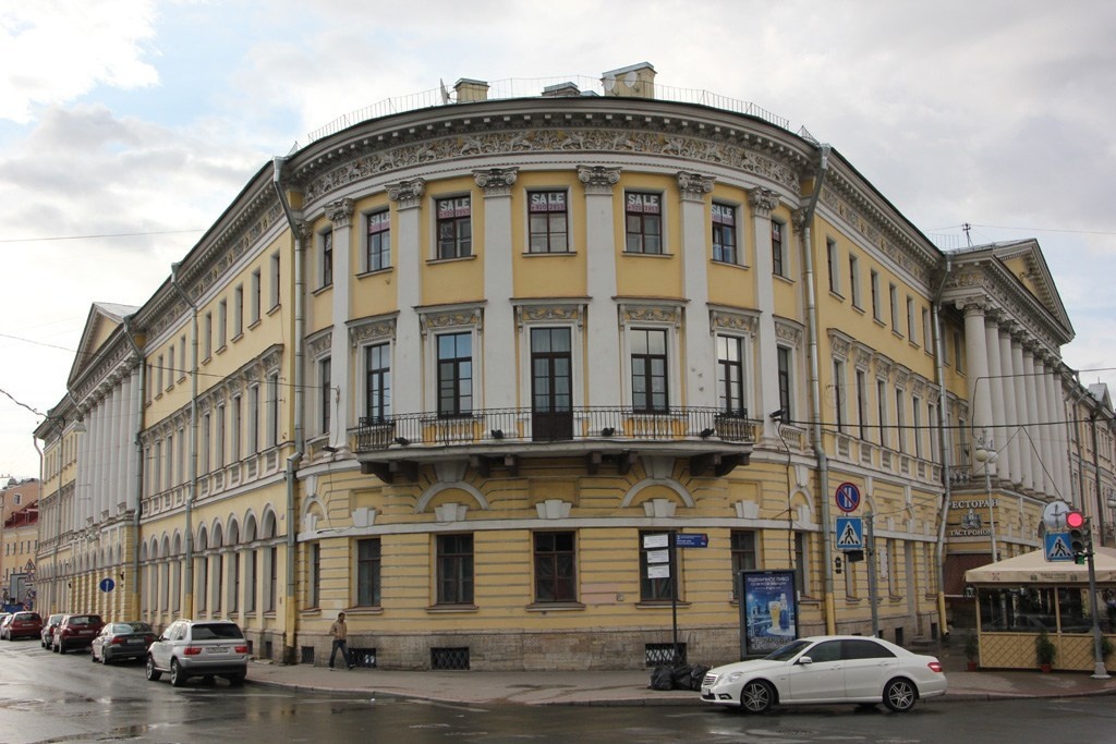 Источник: https://peterburg.center/ln/interesnye-doma-sankt-peterburga.html