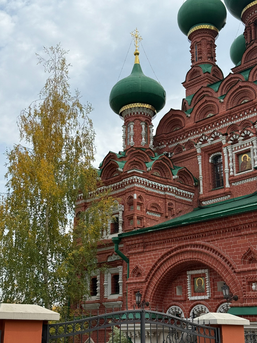 Фото автора канала. Троицкая церковь.