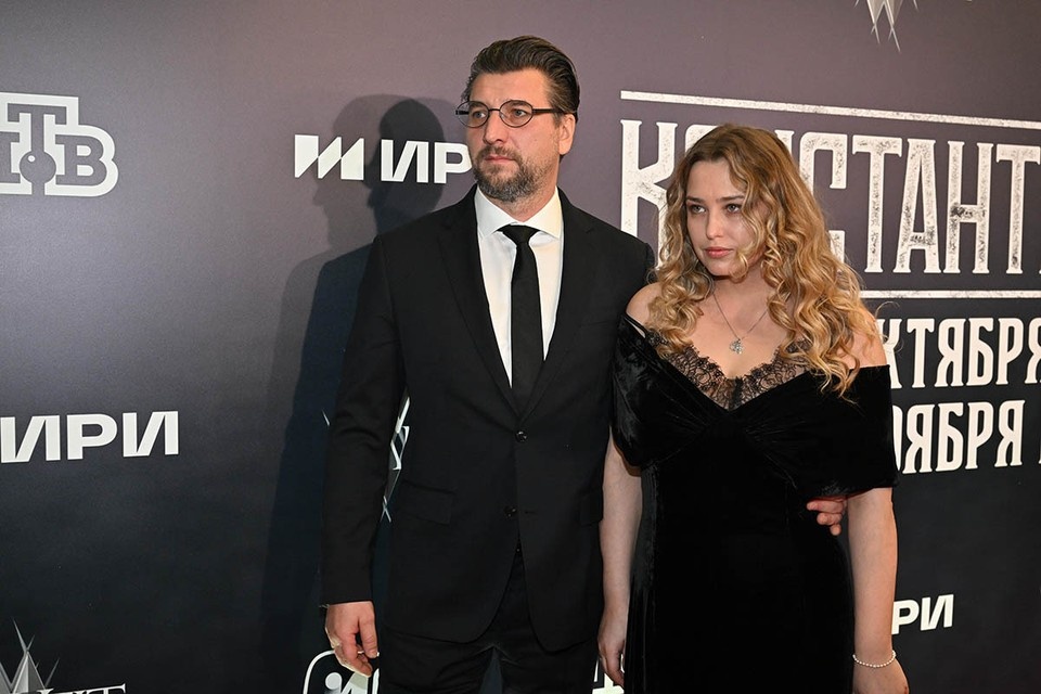    Александр Устюгов и Аглая Шиловская Михаил ФРОЛОВ