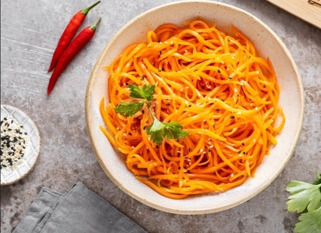 Маринованная морковь по-корейски с перцем, секретный рецепт бабушки 🌶️🥕