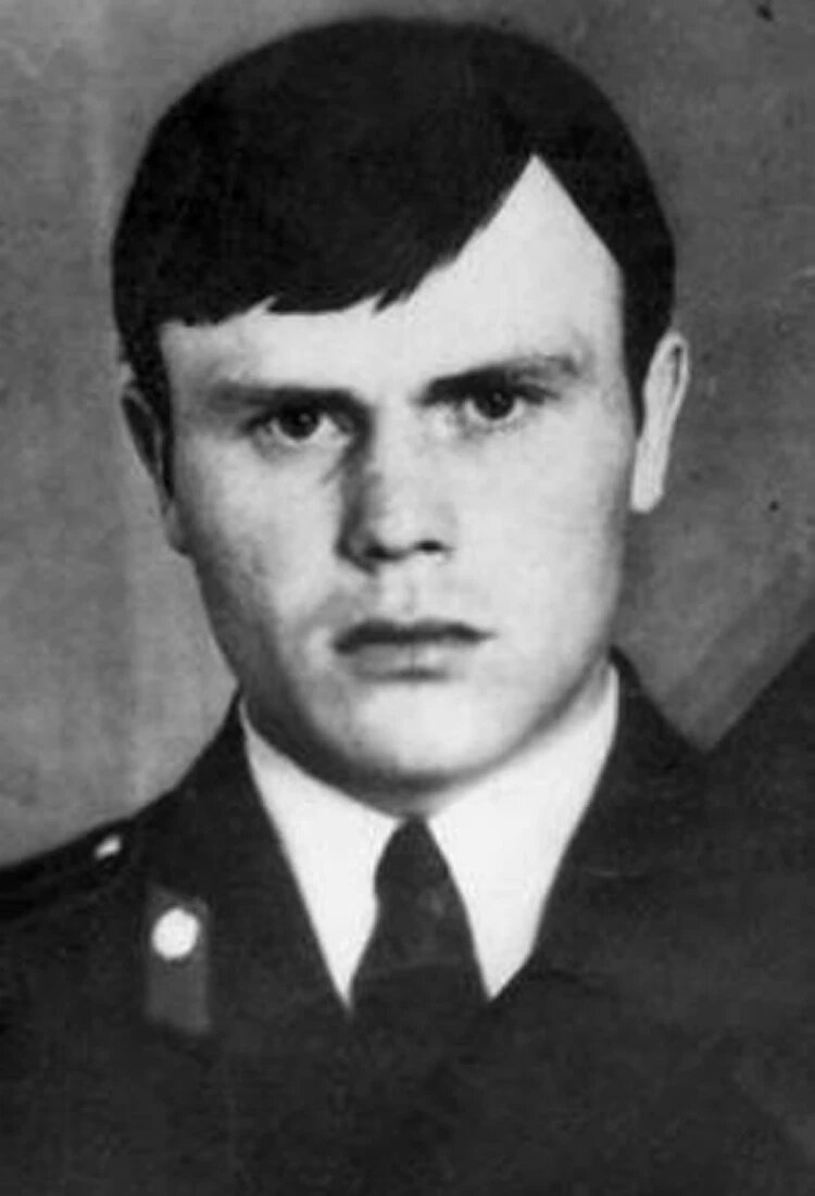 На борту был милиционер Владимир Ежиков