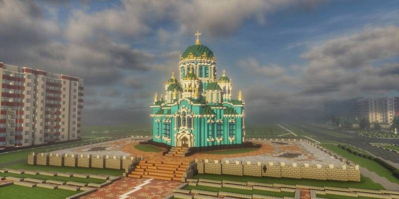 Точную копию Свято-Троицкого собора перенес в Minecraft геймер из Сургута