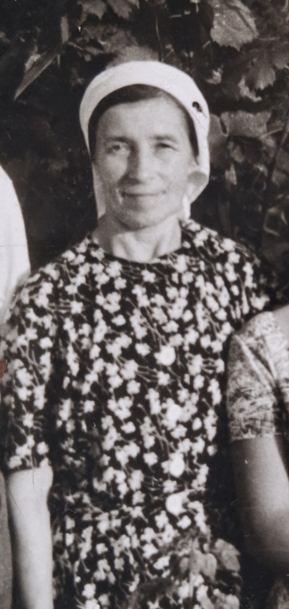 Бабушка Настя. Пронина Анастасия Степановна. 1962 год. Бабушке 52 года. Авторское фото. 