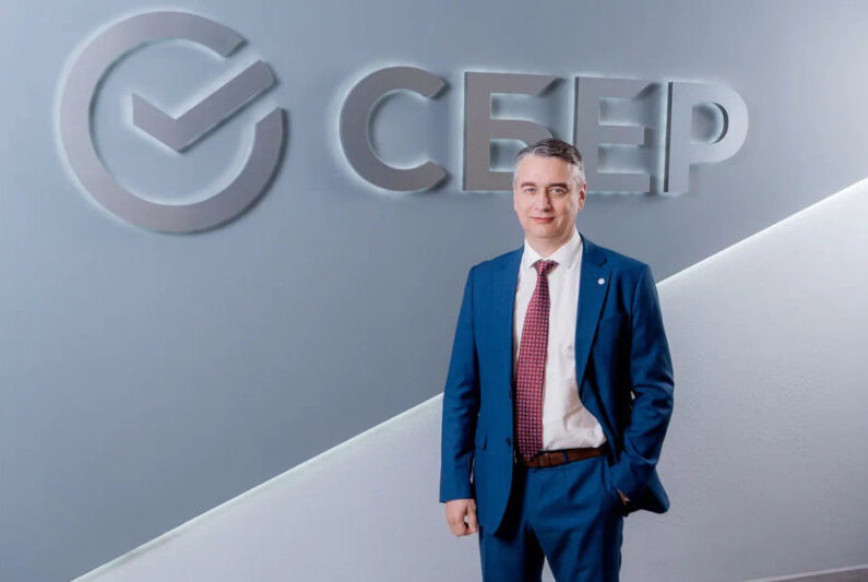    Роман Дубинский