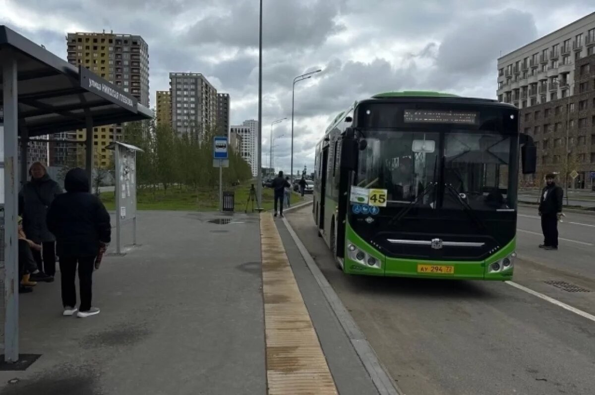    В Тюмени увеличили количество больших автобусов на городских маршрутах