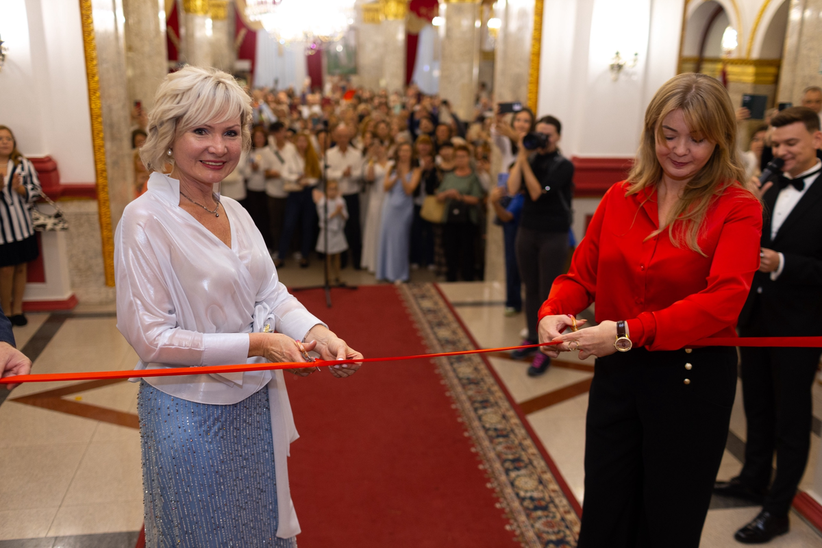 Ольга Аржановская на открытии проекта арт-проекта "Ангелы Света"