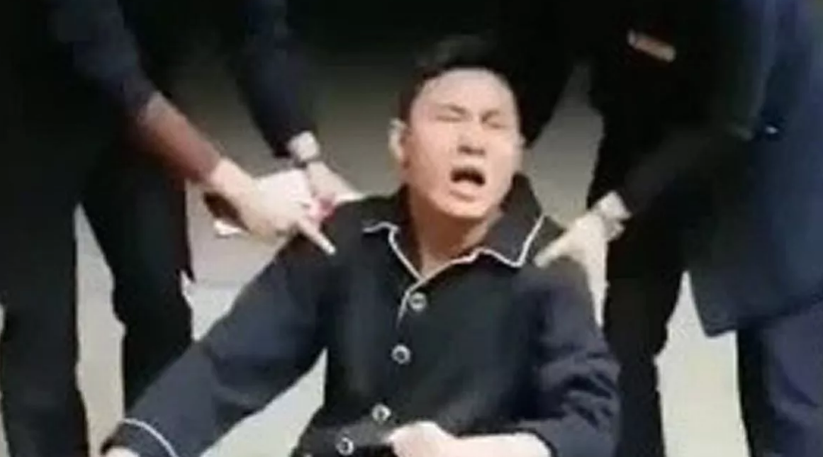 Фотография Чжана Бо 