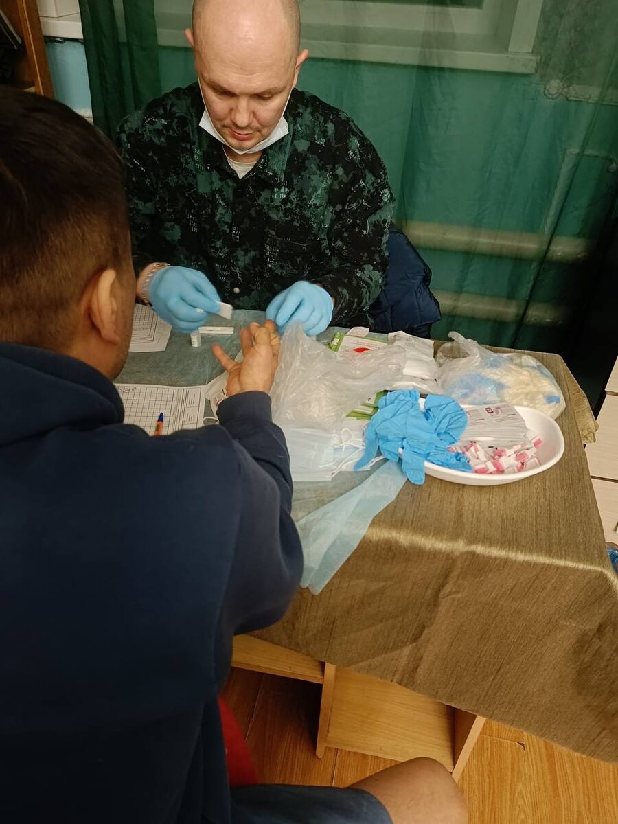 Люди, попавшие в филиал, проходят медицинские обследования и бесплатно получают необходимую помощь