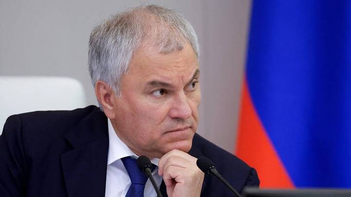 «Должны ответить по заслугам»: Володин призвал отбирать пенсии у иноагентов