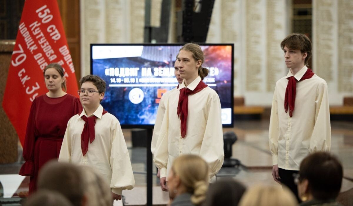    Открытие выставки «Подвиг на земле и в небе». Источник: victorymuseum.ru Автор фото: Пресс-служба Музея Победы