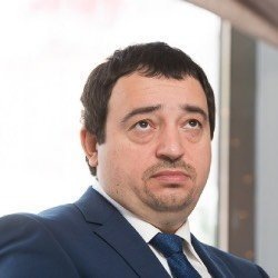    — Можно отметить, что в этом году за рубеж выехало меньше туристов из Татарстана, чем в прошлом. Это связано с совокупностью факторов, включая цены и доходы населения. Люди все чаще принимают решение отдыхать внутри России.