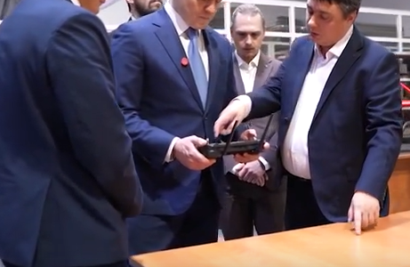     Михаилу Котюкову показали производство современных беспилотников