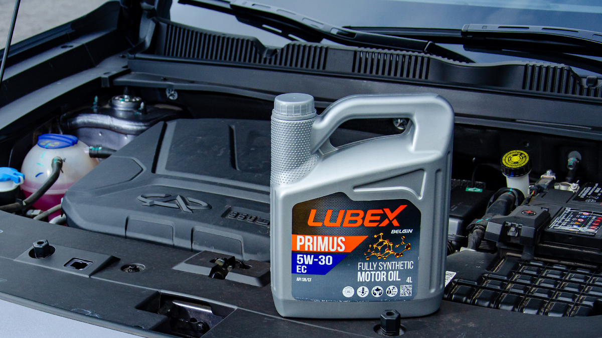 Синтетическое моторное масло Lubex Primus EC 5W-30