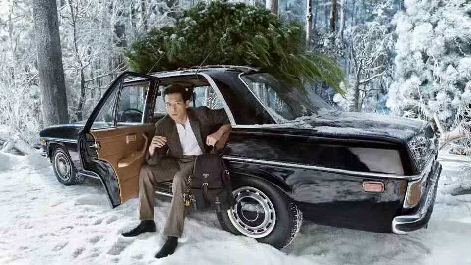 Ли Сянь в глобальной рекламе модного дома PRADA