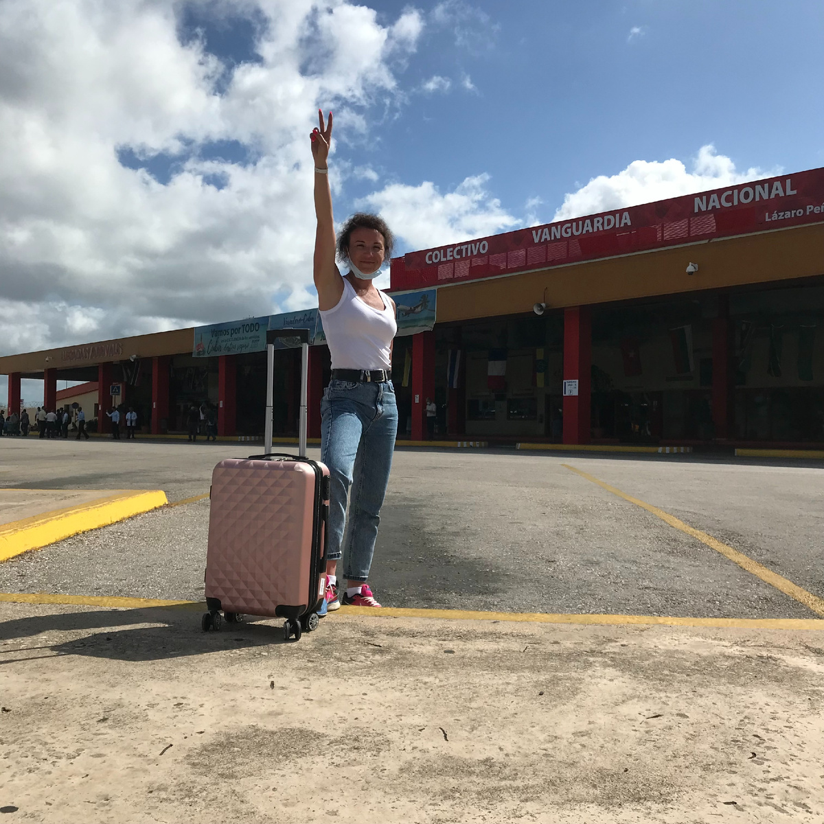 Снова на чемодане