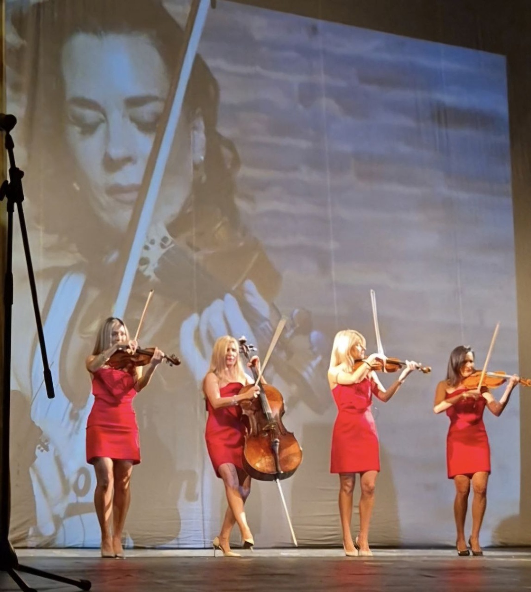 Танцы с виолончелью.