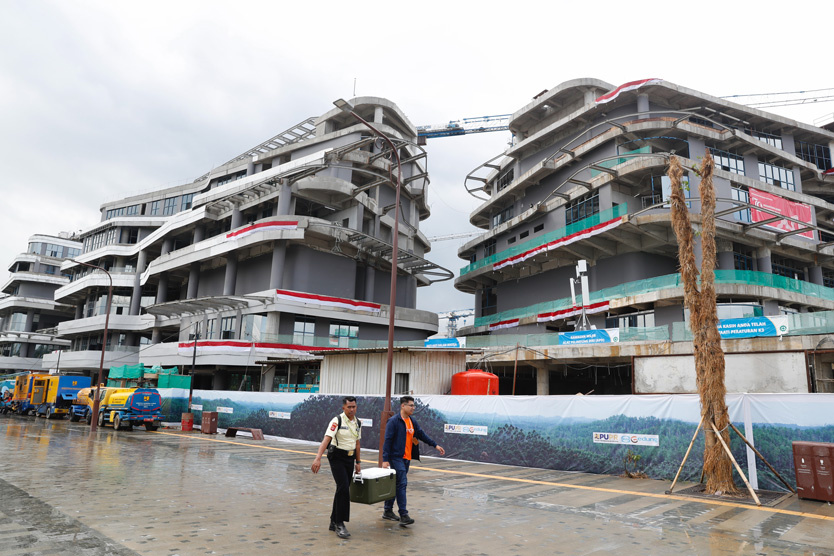    Стройка в Нусантаре    
Фото: Adi Weda / EPA / TASS