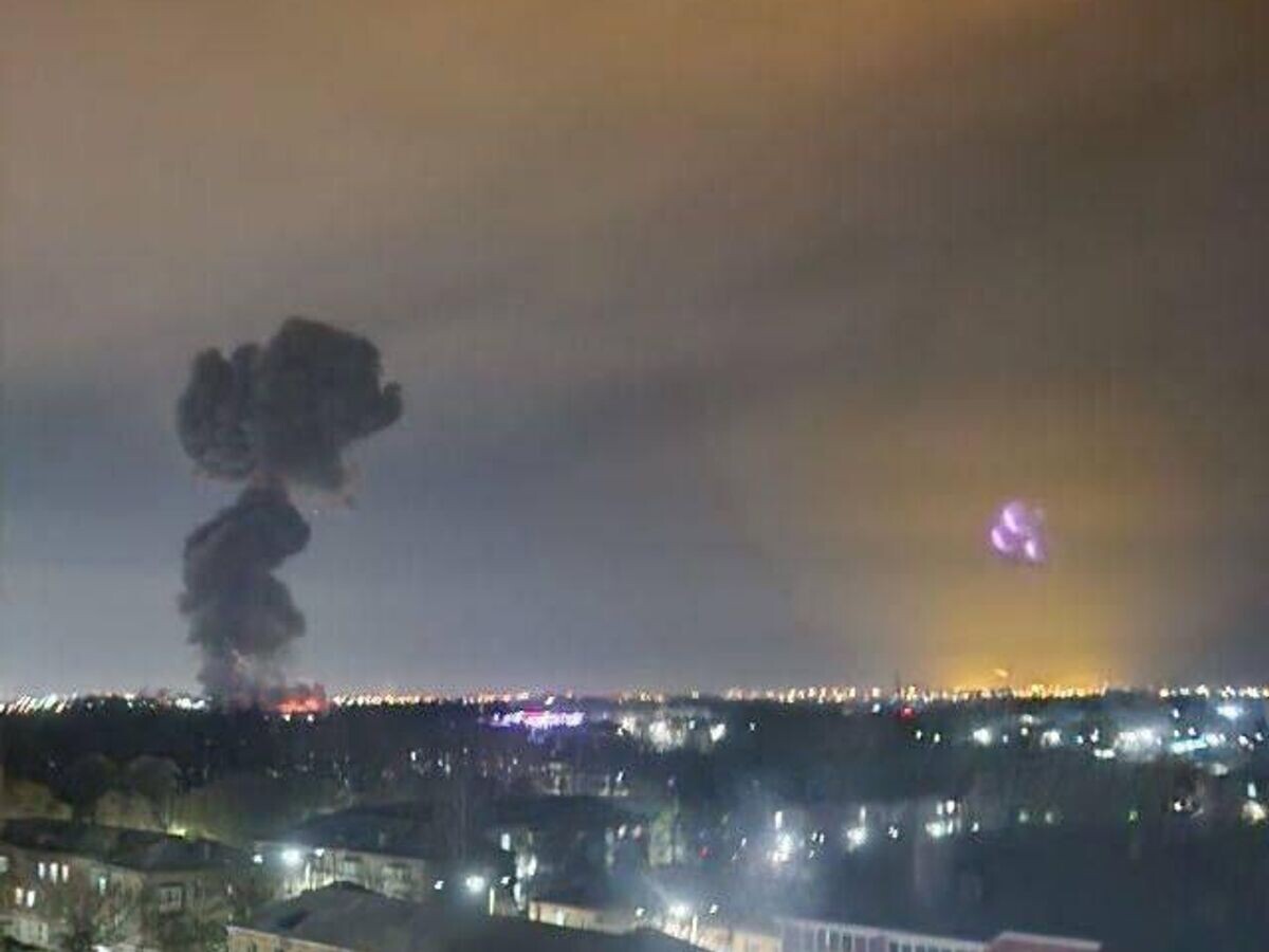    Взрыв на предприятии в челябинском Копейске© Фото : соцсети