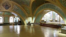    _1. Экспозиция музея в Сретенском храмеI stalker