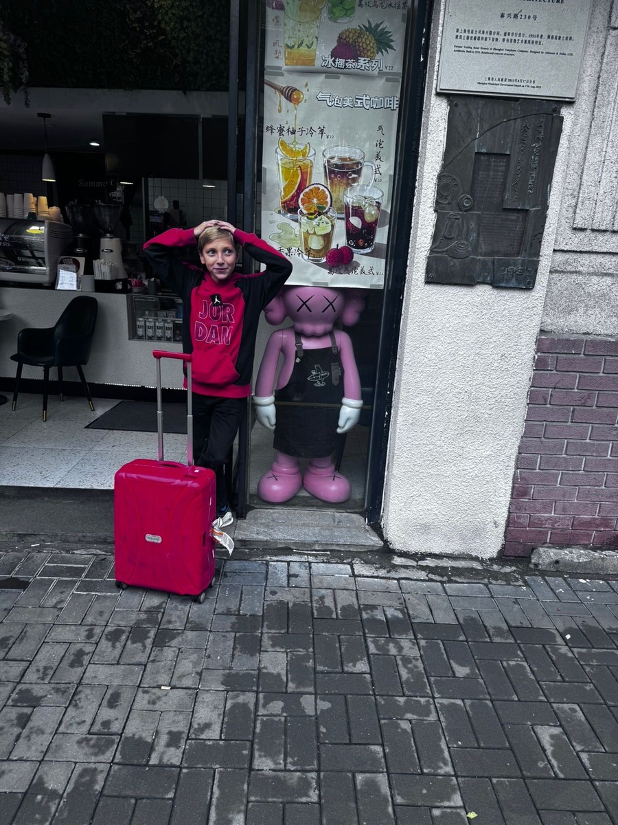 Сами мы не местные….