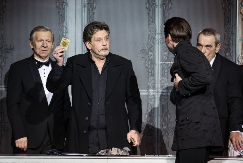 Александр Домогаров: Играют на ипподроме, а на сцене надо жить! / Валерий Шарифулин / ТАСС