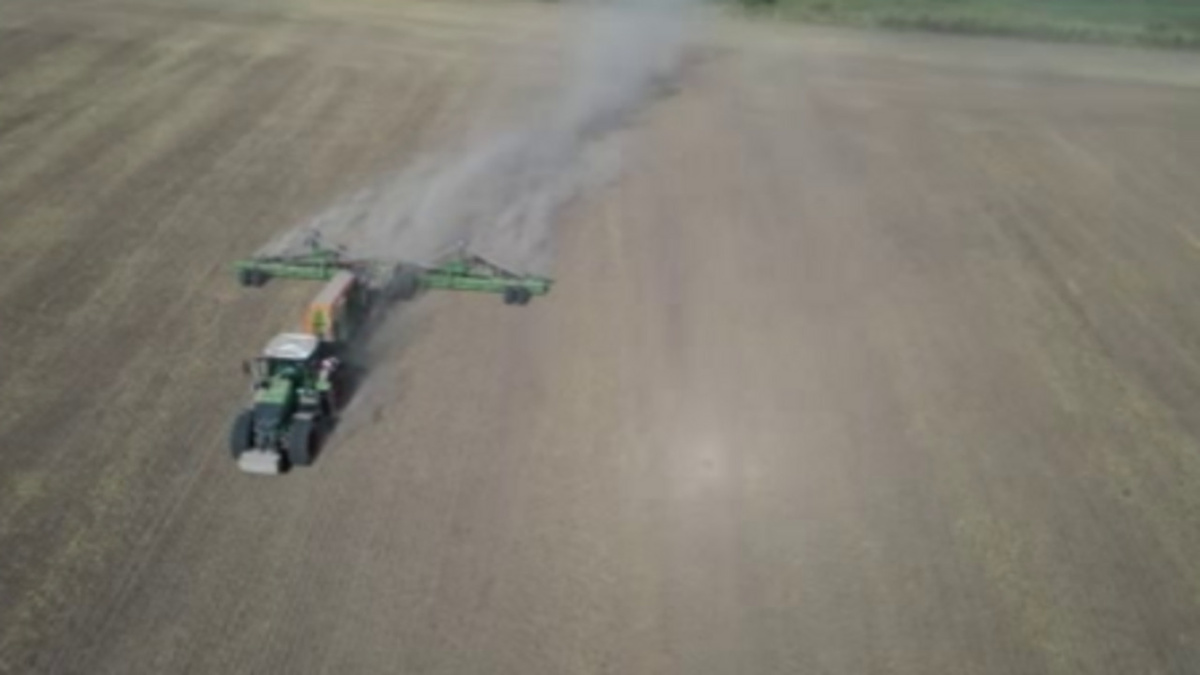    В Курской области завершили сев озимых