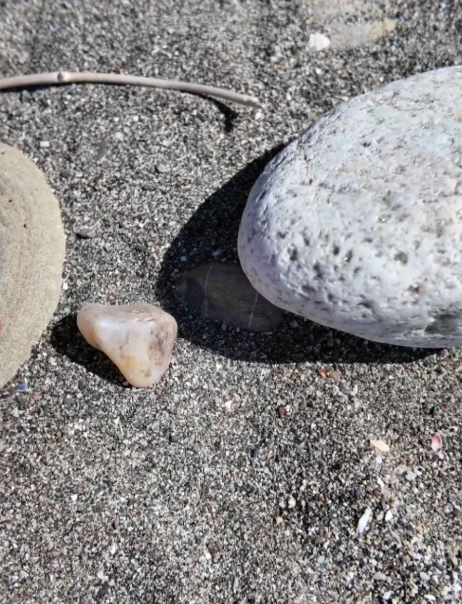 Загадочный каменный малыш. Кто он? 