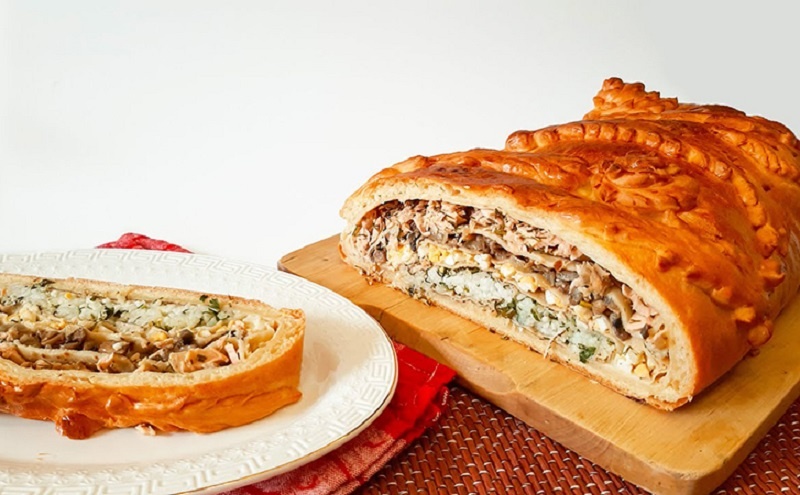 Кулебяка с рыбой и грибами: секреты вкуса старинного русского пирога