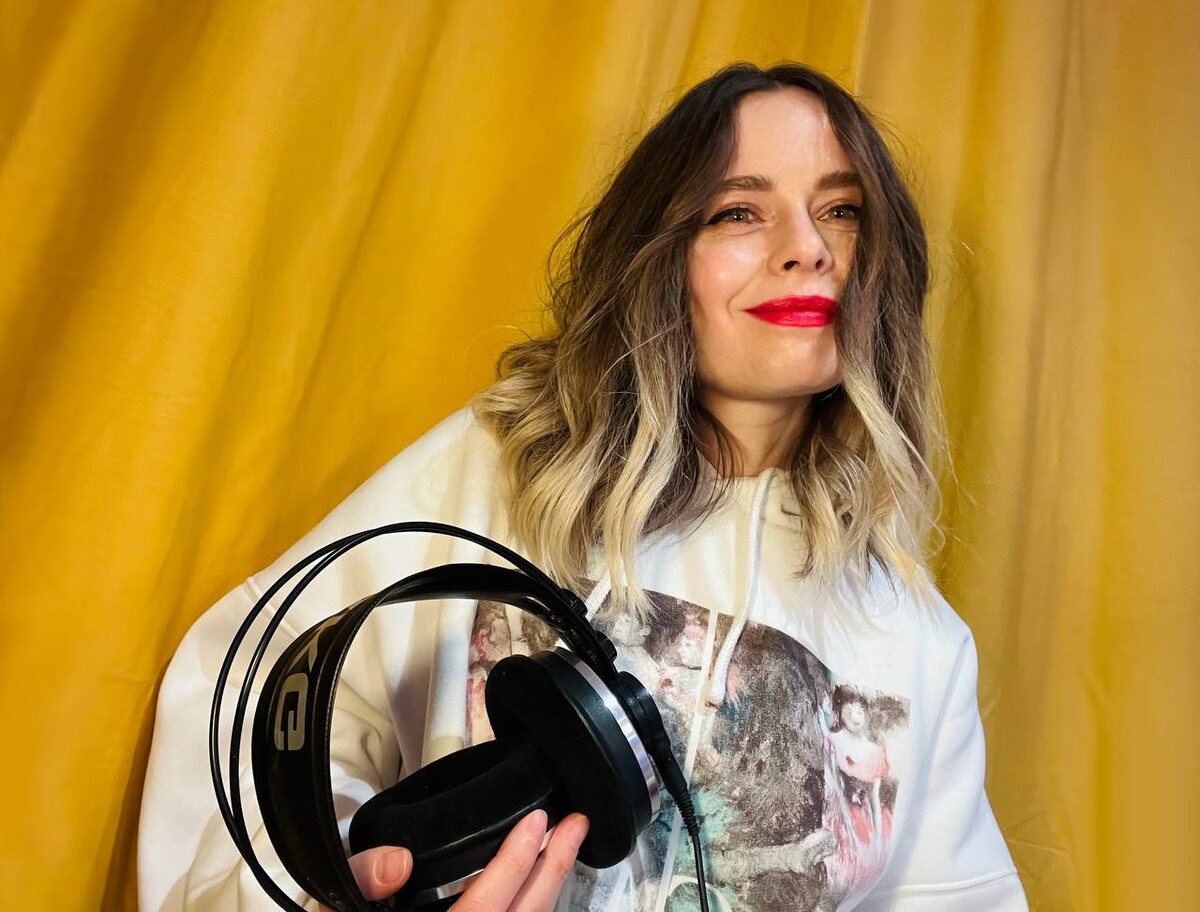 Юлия Кантонистова - вокалистка, музыкант, продюсер, автор обучающих курсов вокала